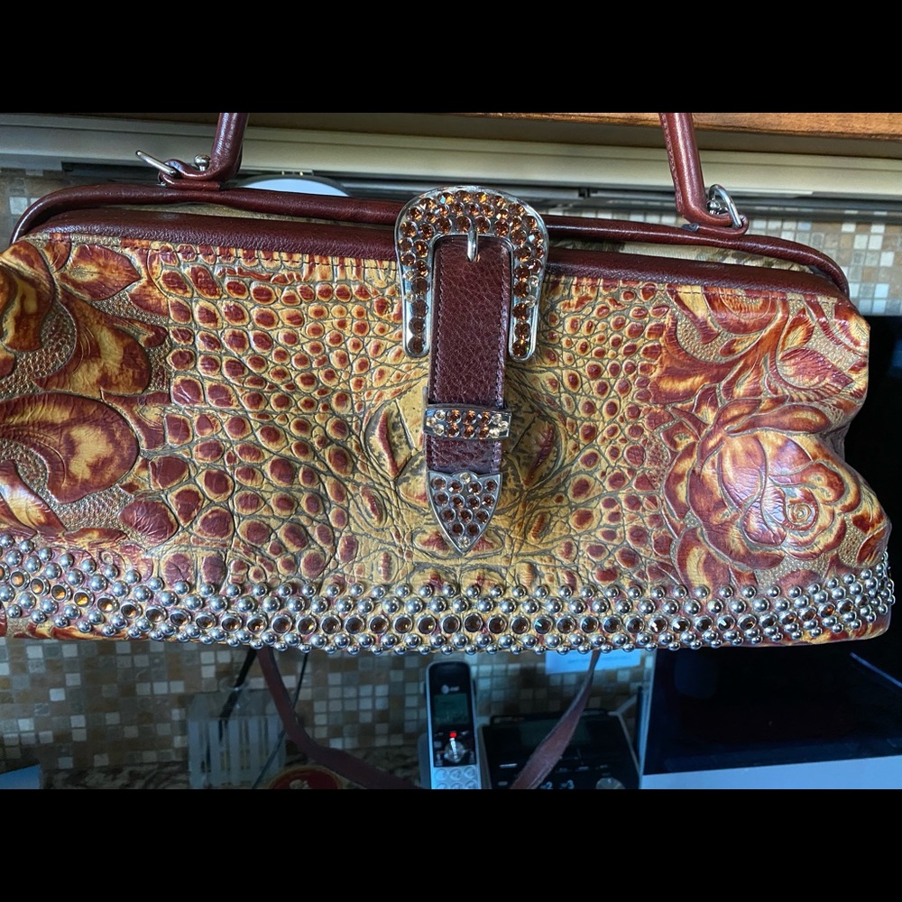 Raviani HandBag B B Simon buckle with crystals